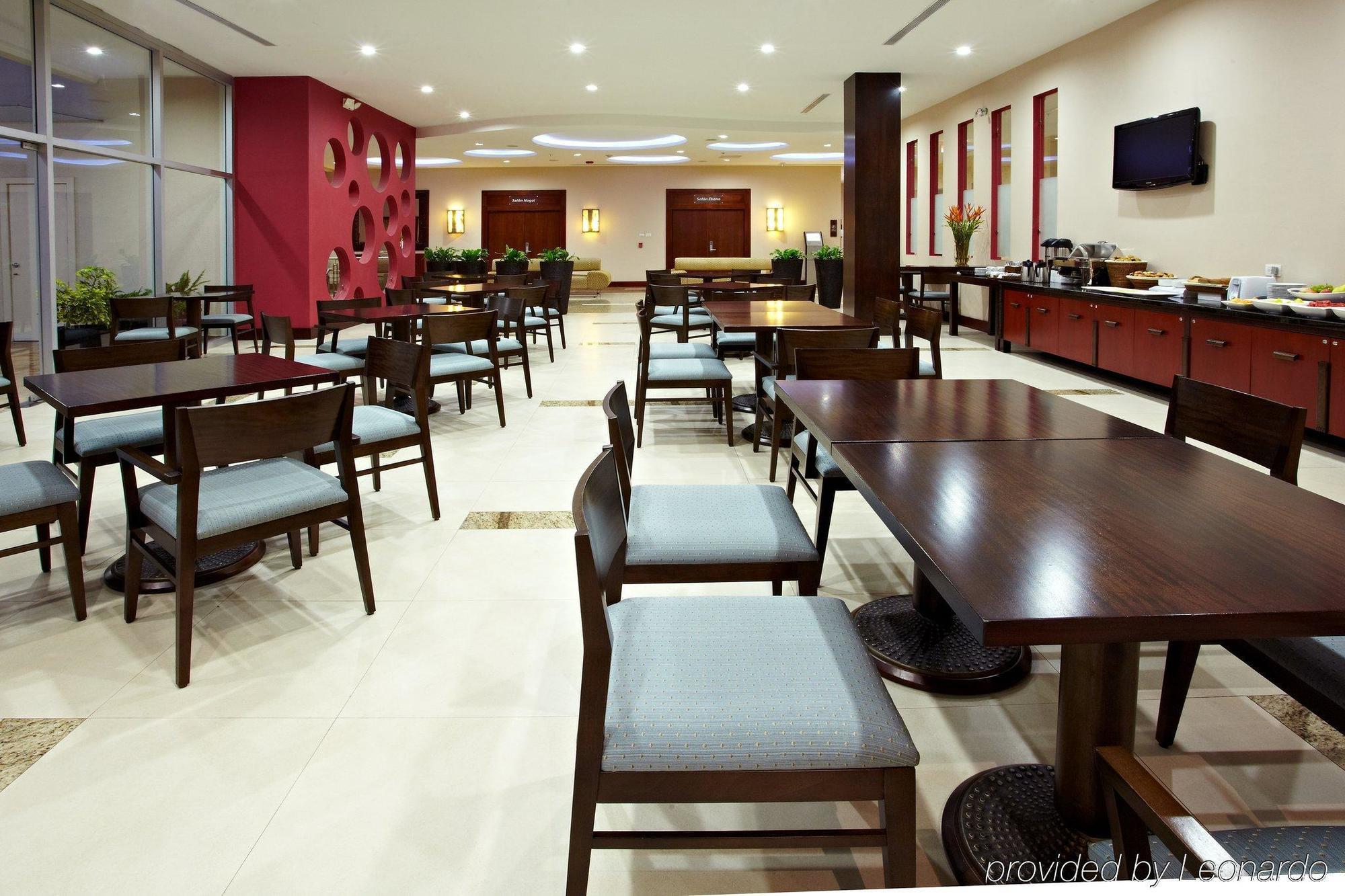Holiday Inn Express Quito By Ihg Eksteriør billede