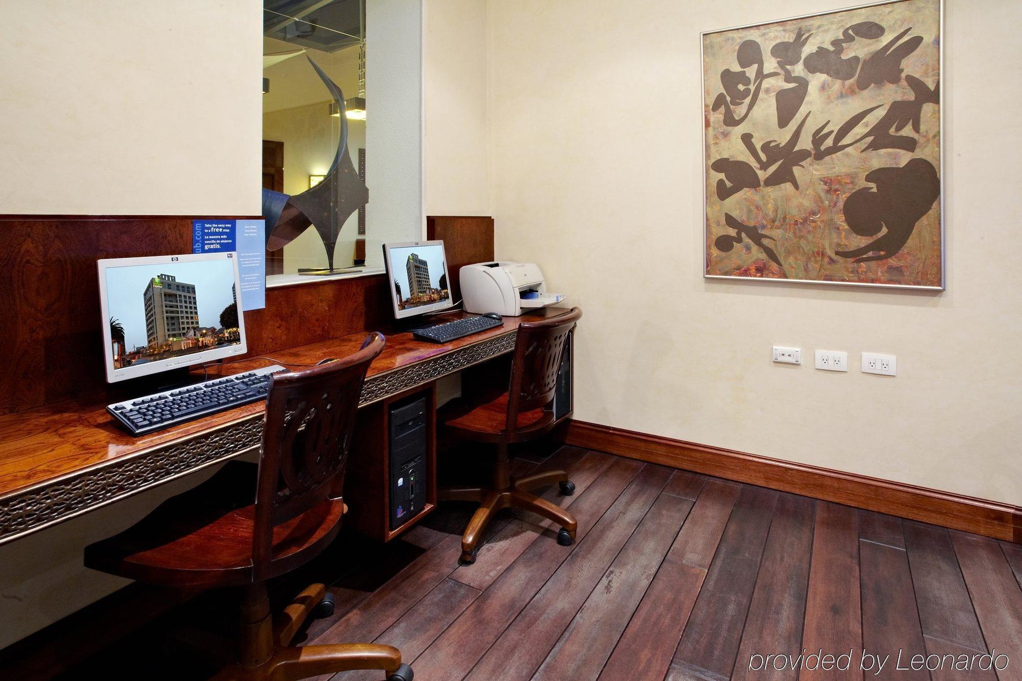 Holiday Inn Express Quito By Ihg Eksteriør billede