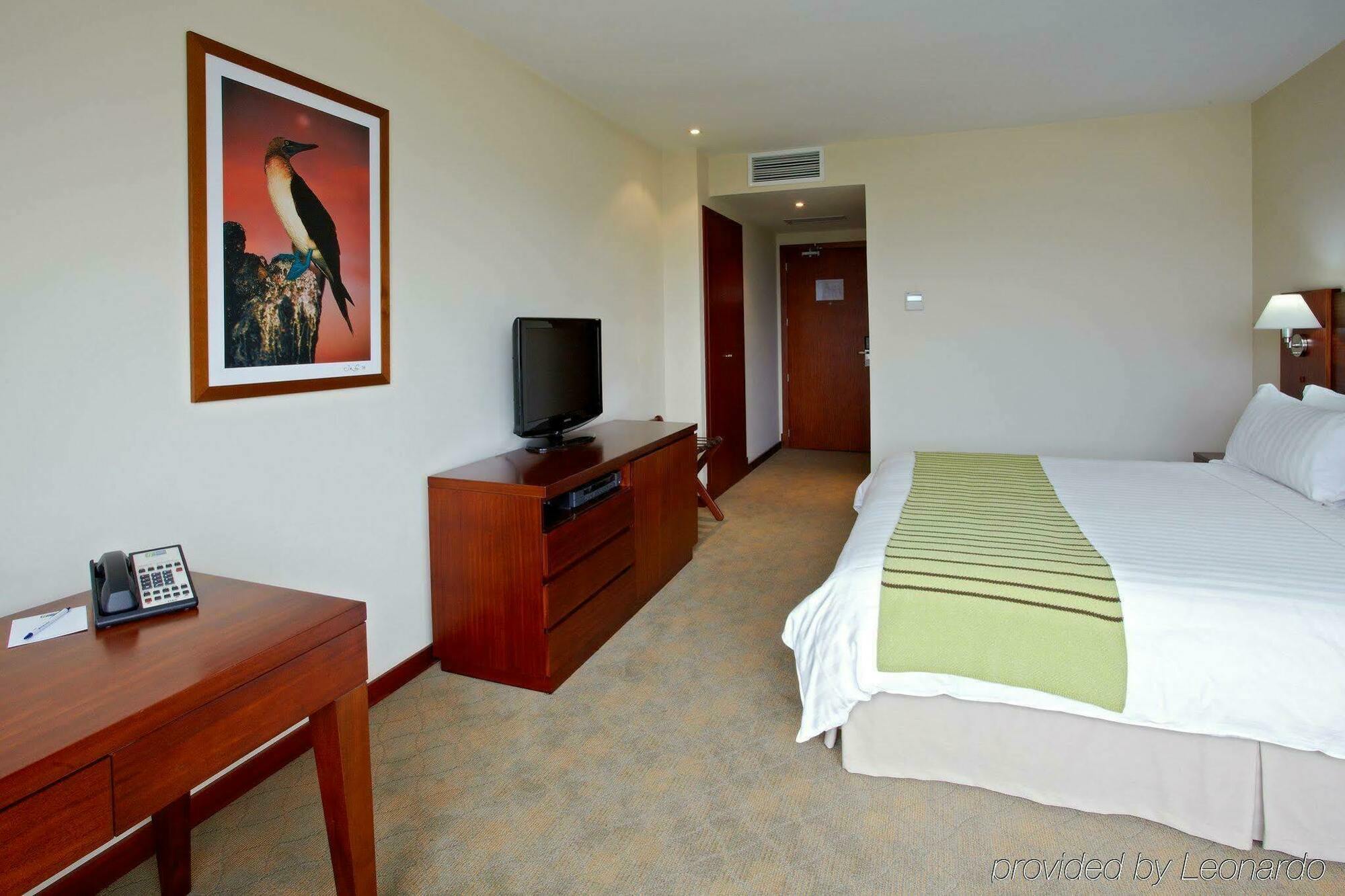 Holiday Inn Express Quito By Ihg Eksteriør billede